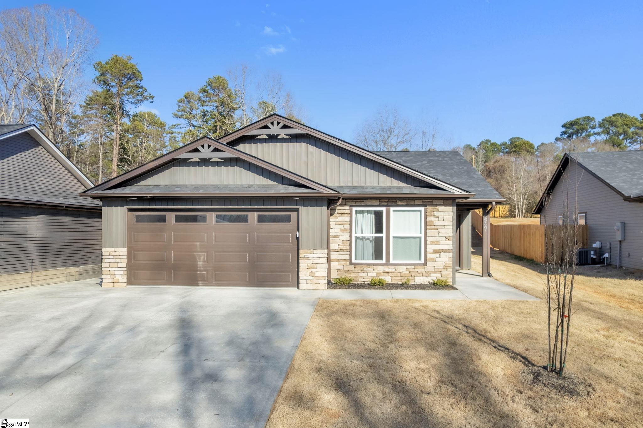 267 Lexington Street Chesnee, SC 29323 - Photo 1 of 32