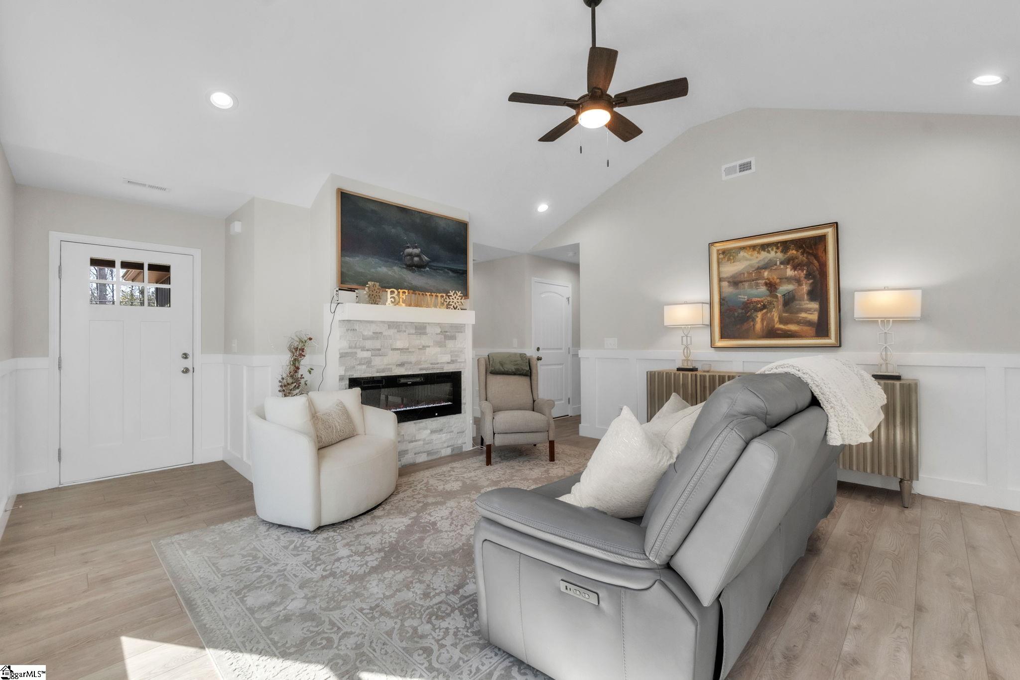 267 Lexington Street Chesnee, SC 29323 - Photo 4 of 32