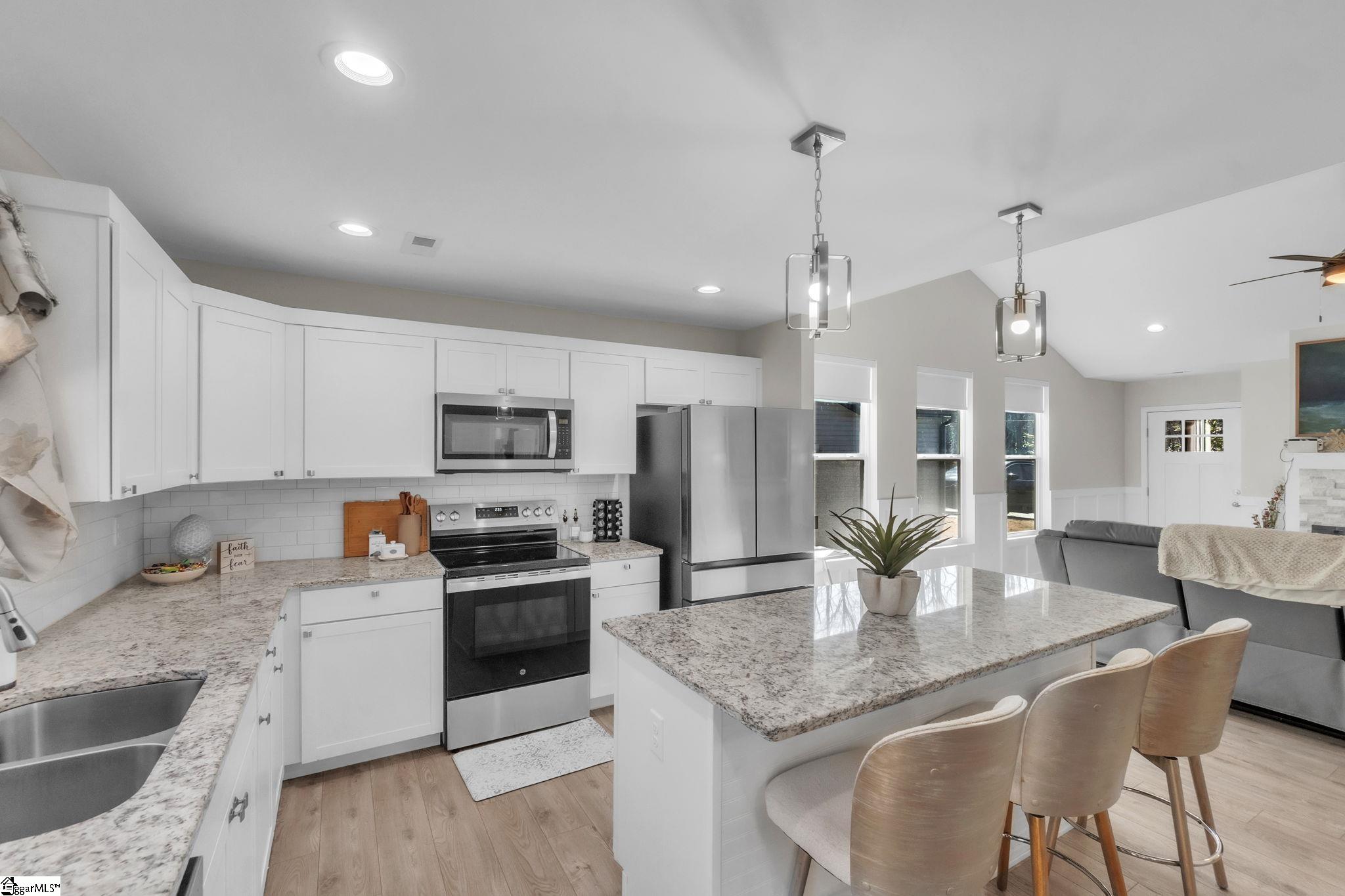 267 Lexington Street Chesnee, SC 29323 - Photo 10 of 32