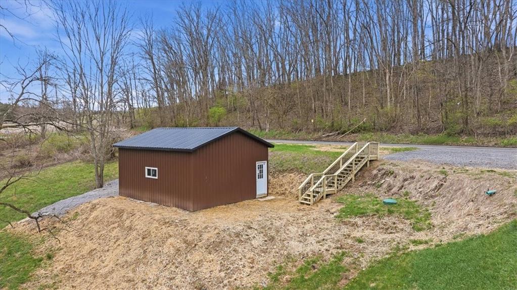 190 Stitt Road Beaver Falls, PA 15010 - Photo 21 of 25