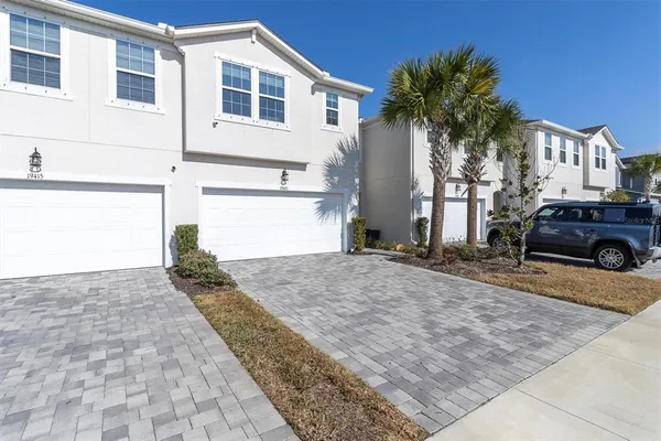 $420,000 | 19421 Monarch Wind Way, Lutz, FL 33558