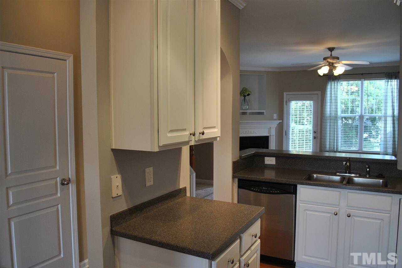 6029 History Raleigh, NC 27612 - Photo 9 of 25 Gallery Image 9