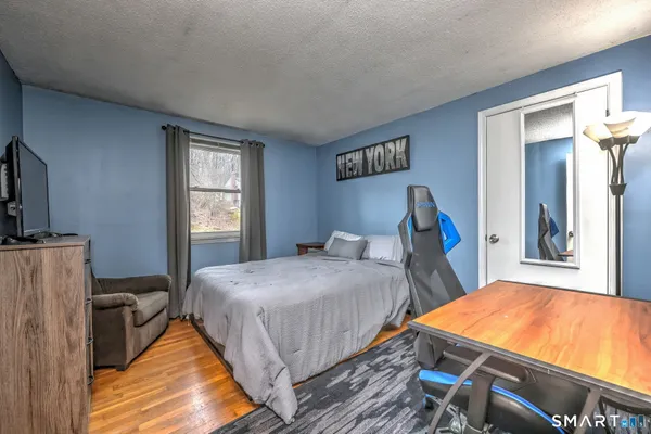 $395,000 | 34 Tara Drive, Glastonbury, CT 06033