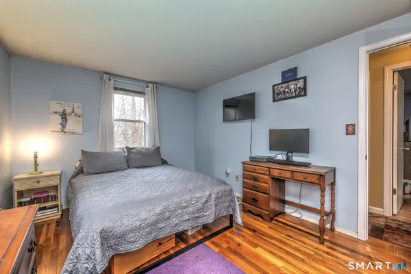 $395,000 | 34 Tara Drive, Glastonbury, CT 06033