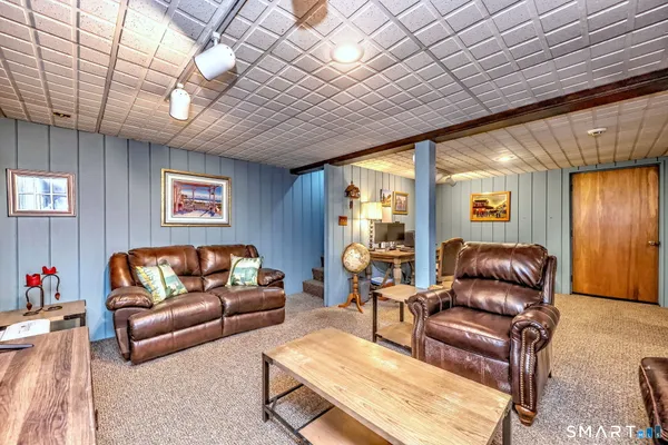 $375,000 | 34 Tara Drive, Glastonbury, CT 06033