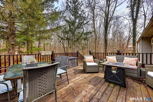 $395,000 | 34 Tara Drive, Glastonbury, CT 06033