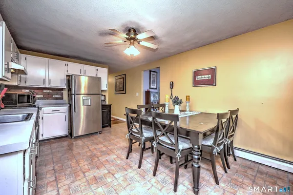 $395,000 | 34 Tara Drive, Glastonbury, CT 06033