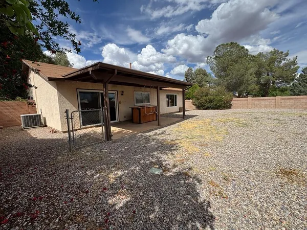 $1,550 | 1016 East Cottonwood Drive, Sierra Vista, AZ 85635