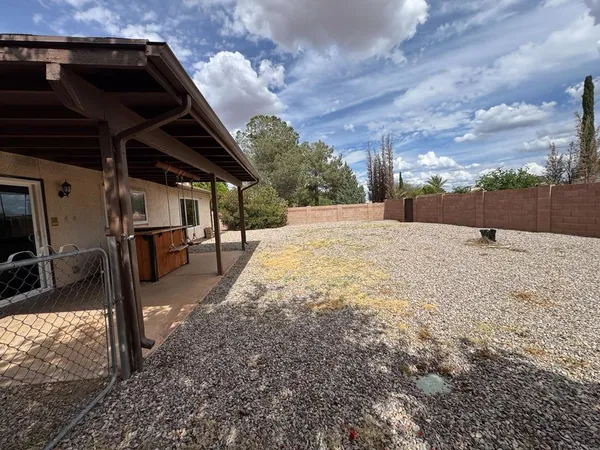 $1,550 | 1016 East Cottonwood Drive, Sierra Vista, AZ 85635