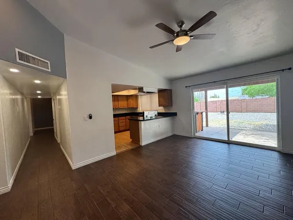 $1,550 | 1016 East Cottonwood Drive, Sierra Vista, AZ 85635
