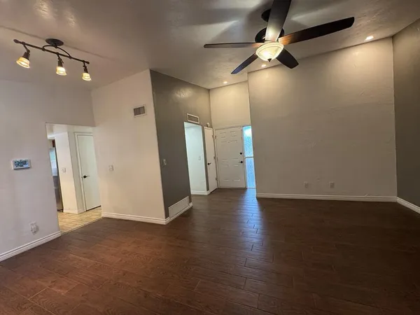 $1,550 | 1016 East Cottonwood Drive, Sierra Vista, AZ 85635