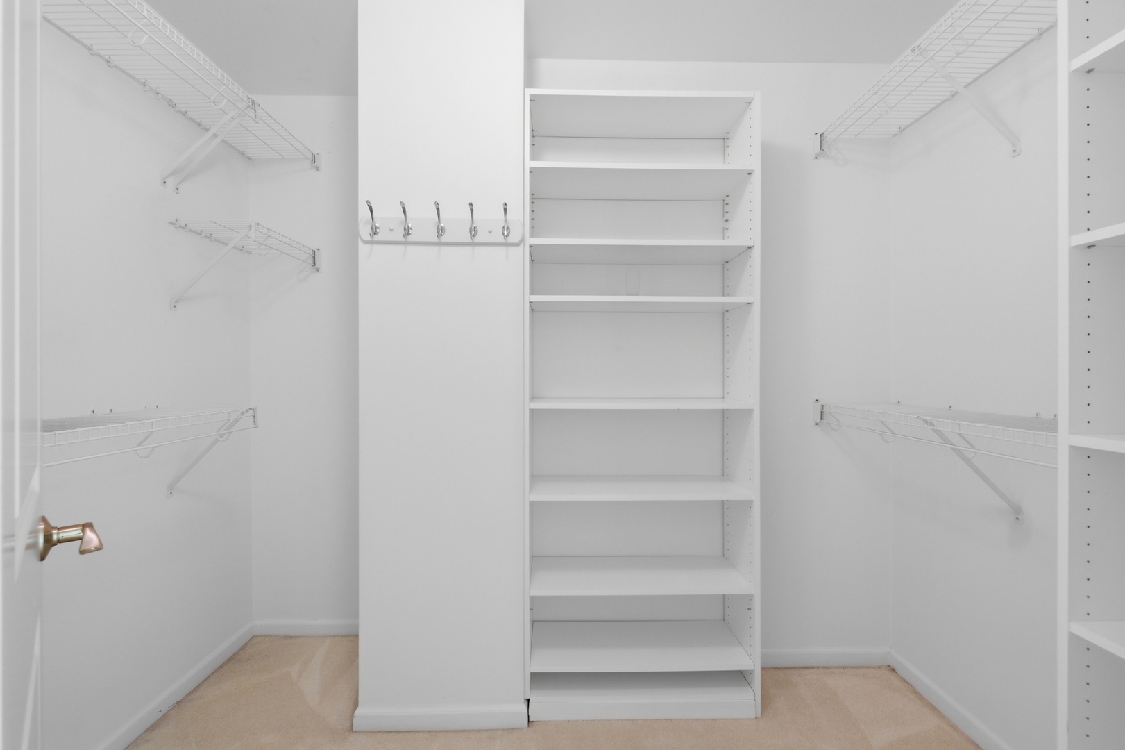 1228 Emerson Street, Unit 304 Evanston, IL 60201 - Photo 14 of 28