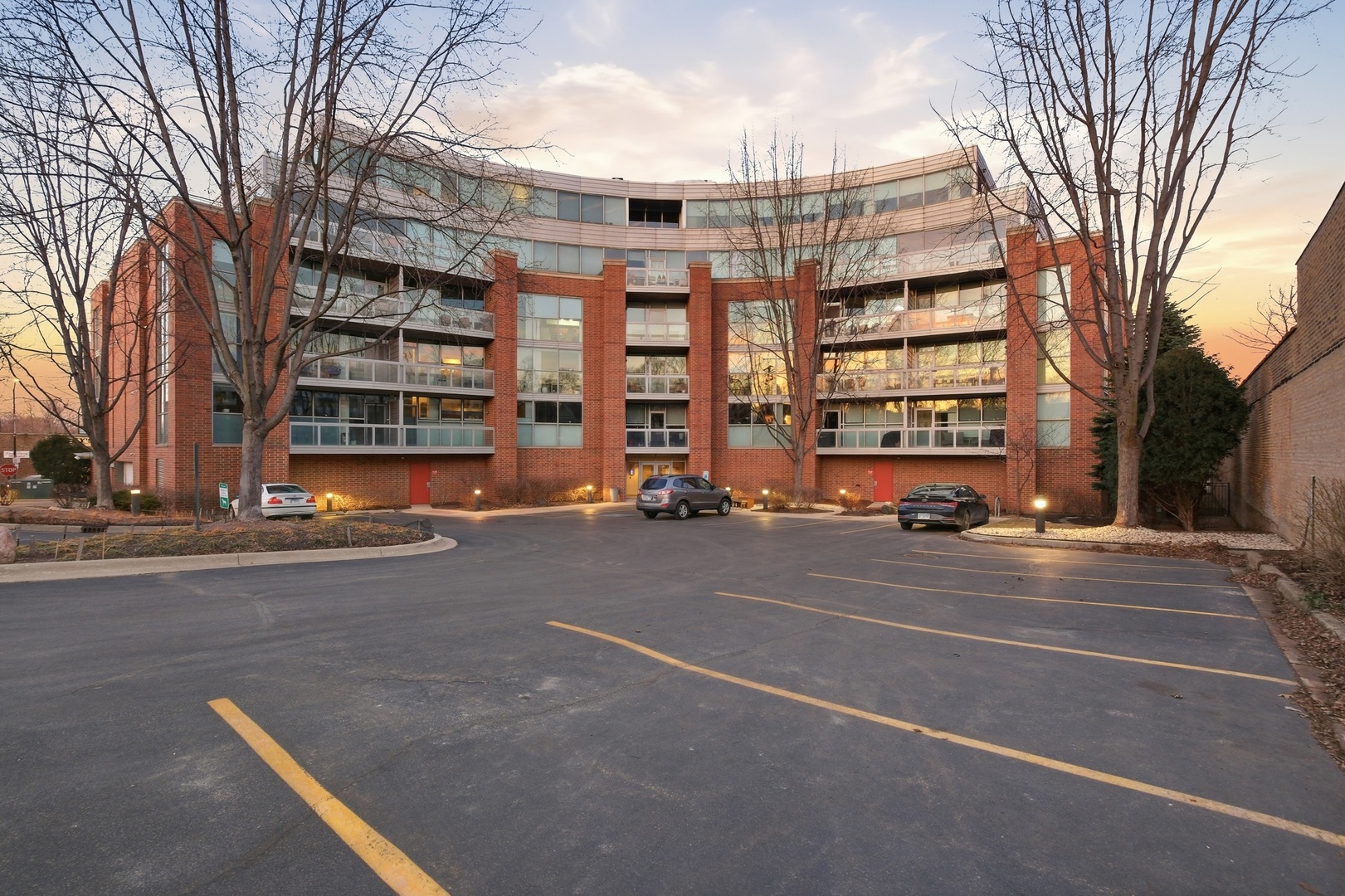 1228 Emerson Street, Unit 304 Evanston, IL 60201 - Photo 26 of 28