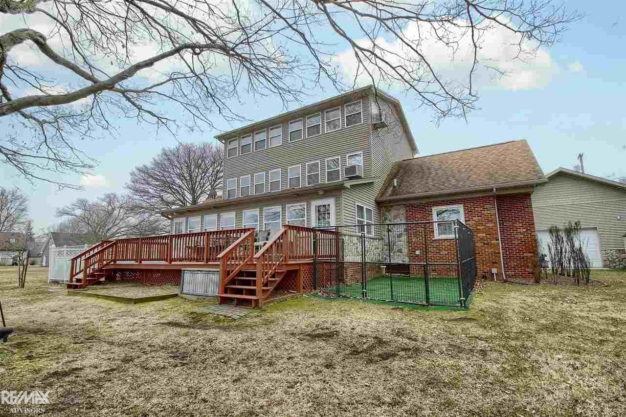 7985 River Road Marine City, MI 48039 - Photo 41 of 52 50036282-40.JPG