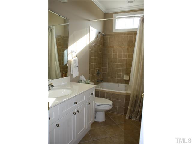 1204 Harp Street Raleigh, NC 27604 - Photo 18 of 25 Bathroom