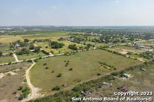 $450,000 | 670 Country Lane, Cibolo, TX 78108