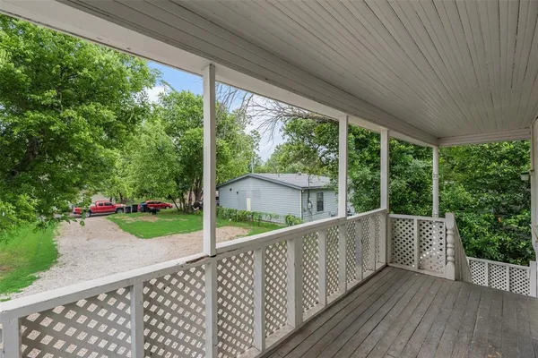 $1,225 | 821 Bond Street, Unit A, Fort Worth, TX 76114