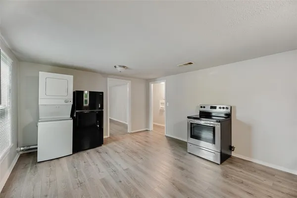 $1,225 | 821 Bond Street, Unit A, Fort Worth, TX 76114
