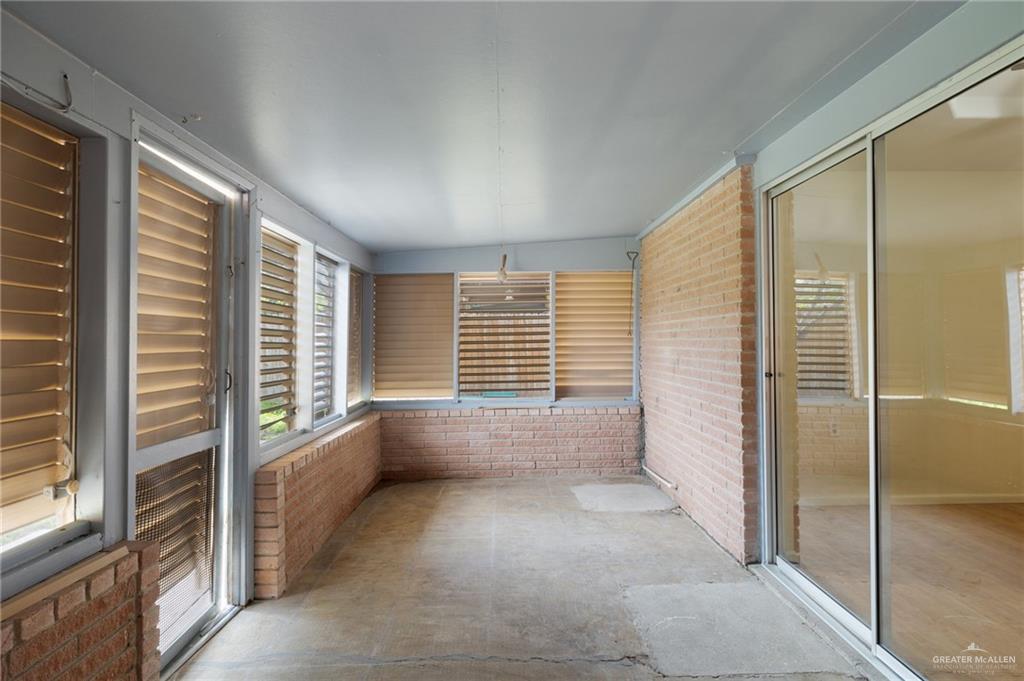 300 North 41st Street McAllen, TX 78501 - Photo 11 of 13 a view of hallway with windows