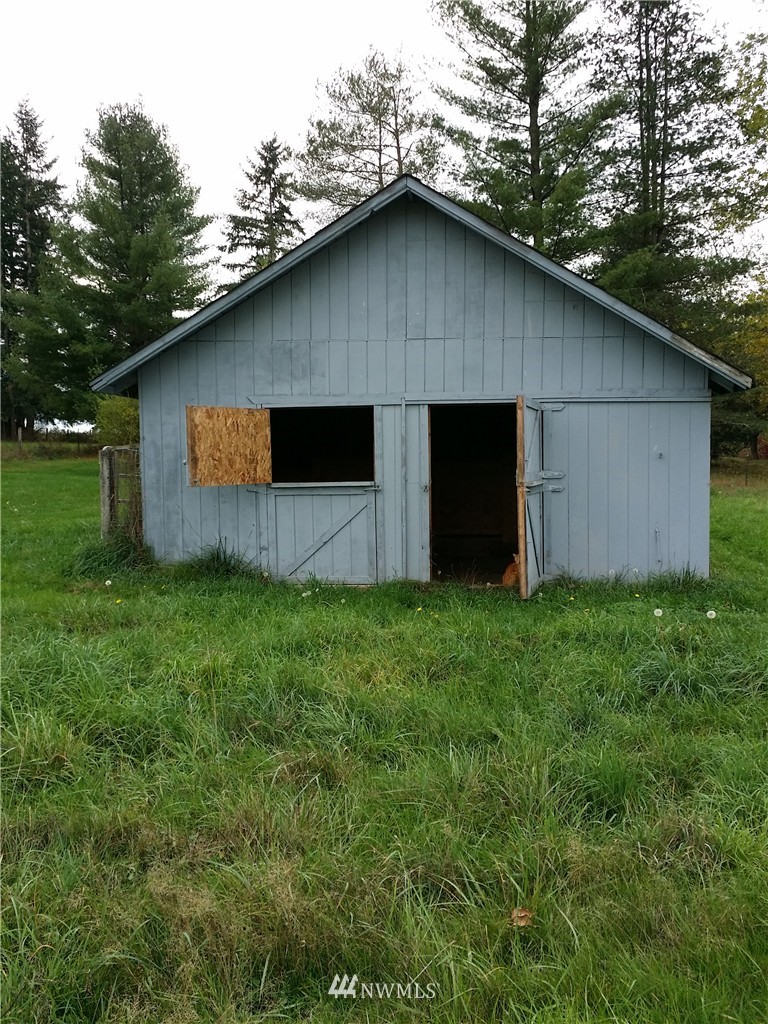 13604 Solberg Road Southeast Yelm, WA 98597 - Photo 4 of 7 Gallery Image 4