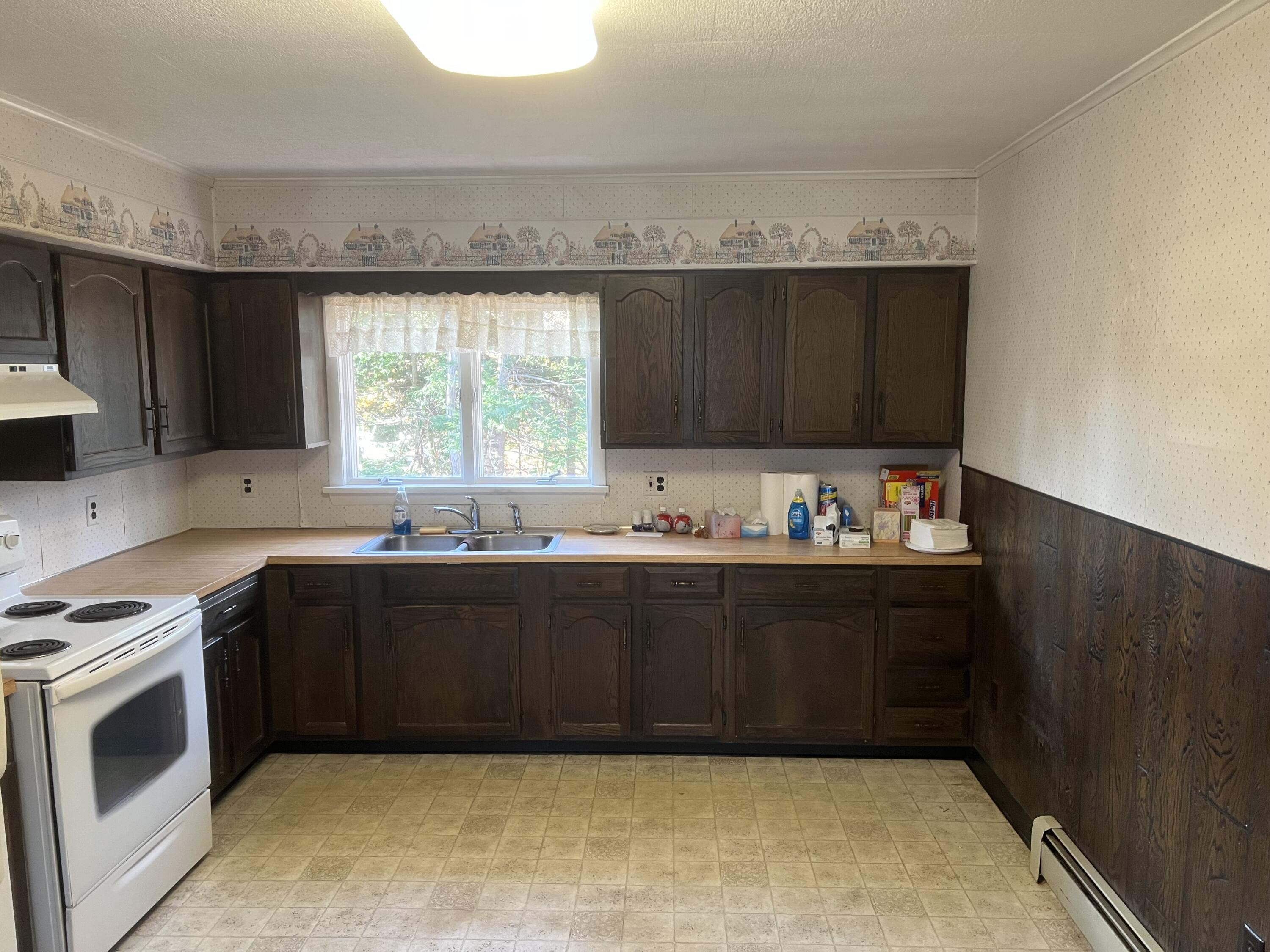 172 Cottage Road Millinocket, ME 04462 - Photo 9 of 37 IMG_1741