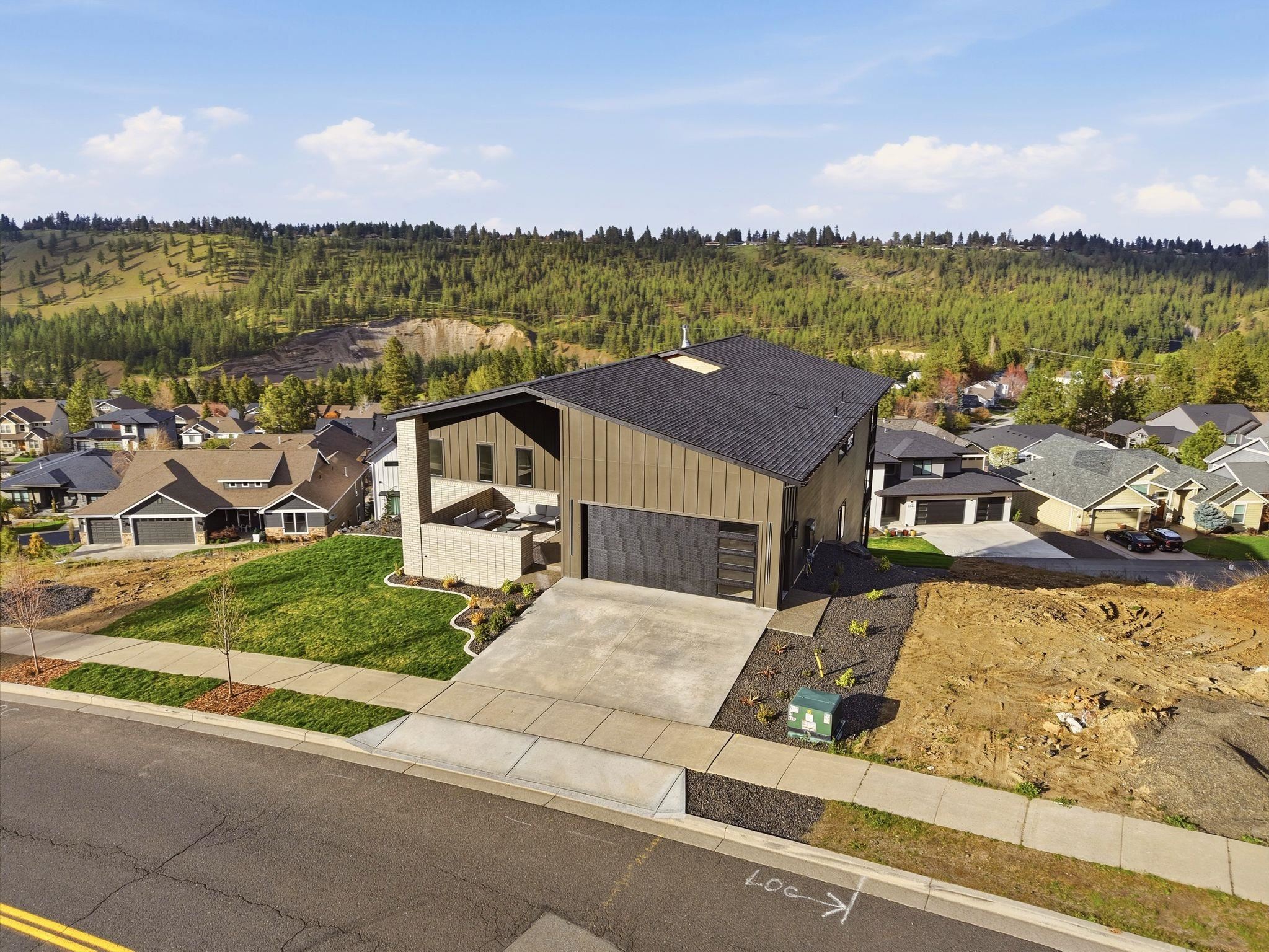 5227 South Lincoln Way Spokane, WA 99224 - Photo 2 of 49