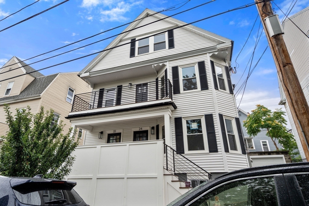 22 Charnwood Road, Unit 2 Somerville, MA 02144 - Photo 6 of 35