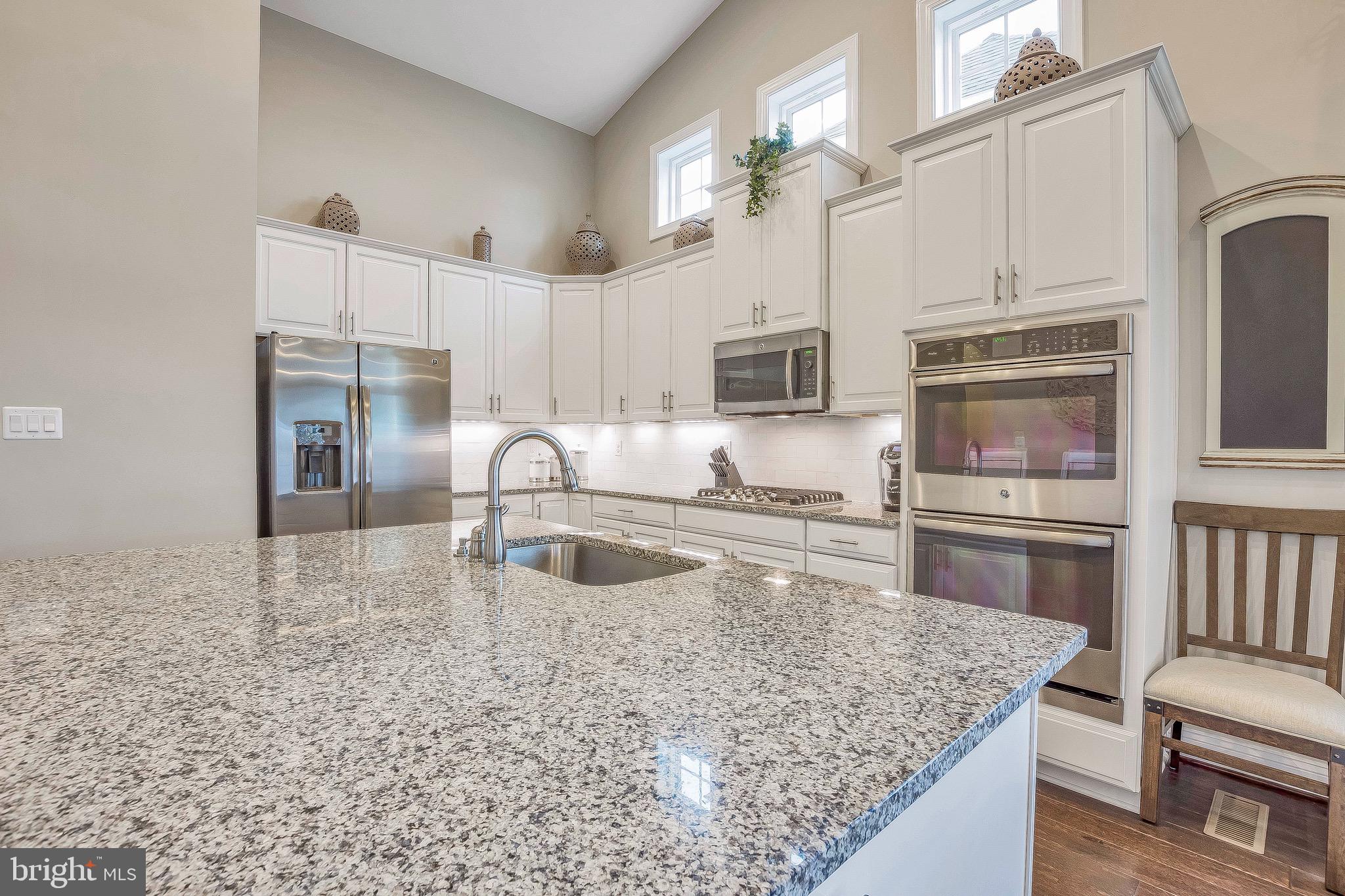 3041 Sunny Ridge Drive Odenton, MD 21113 - Photo 5 of 54 Huge Island w/Beautiful Granite Counter Tops