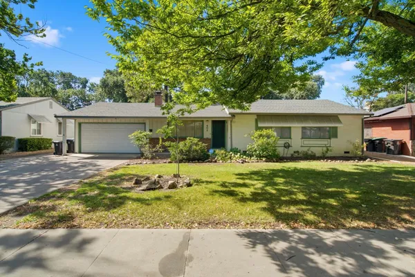 $365,000 | 402 West Mayfair Avenue, Stockton, CA 95207