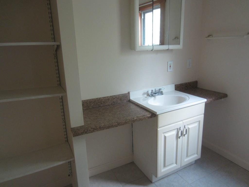 30 Pine Street Paris, ME 04281 - Photo 12 of 24 Photo