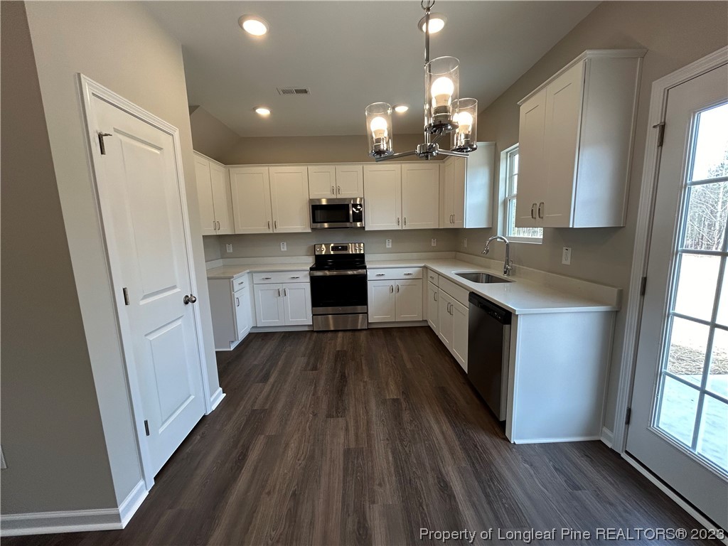490 Ray Byrd Road Lillington, NC 27546 - Photo 10 of 31 Gallery Image 10