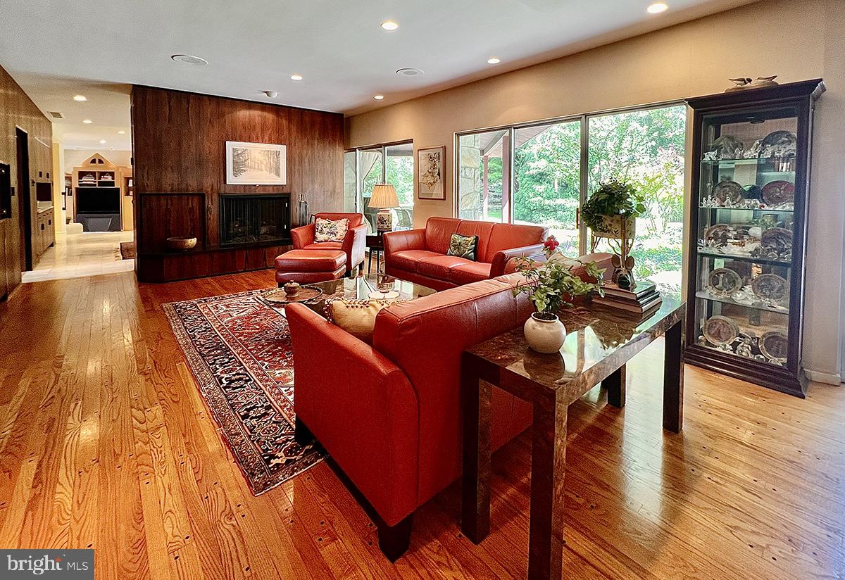 1701 Lorraine Road Reading, PA 19604 - Photo 19 of 40 Family Room