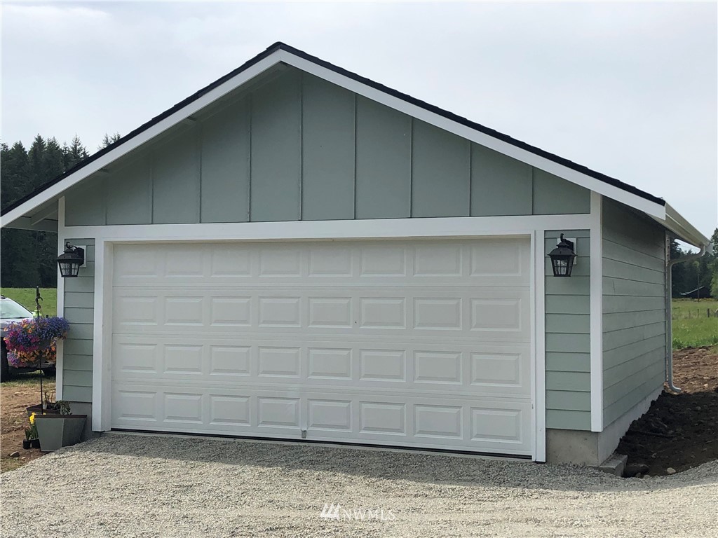 16239 Reichel Road Southeast Rainier, WA 98576 - Photo 2 of 10 Gallery Image 2