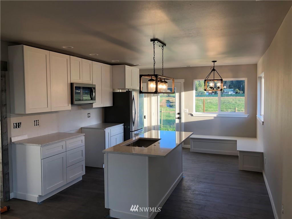 16239 Reichel Road Southeast Rainier, WA 98576 - Photo 3 of 10 Gallery Image 3