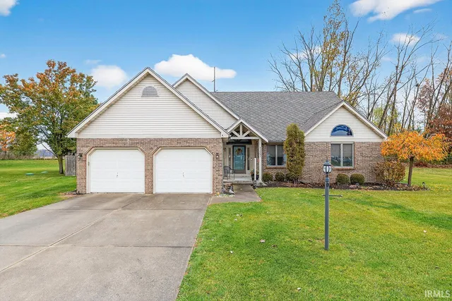 $385,000 | 53597 Tara Lane, Elkhart, IN 46514