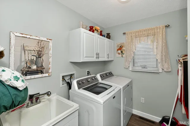 $385,000 | 53597 Tara Lane, Elkhart, IN 46514