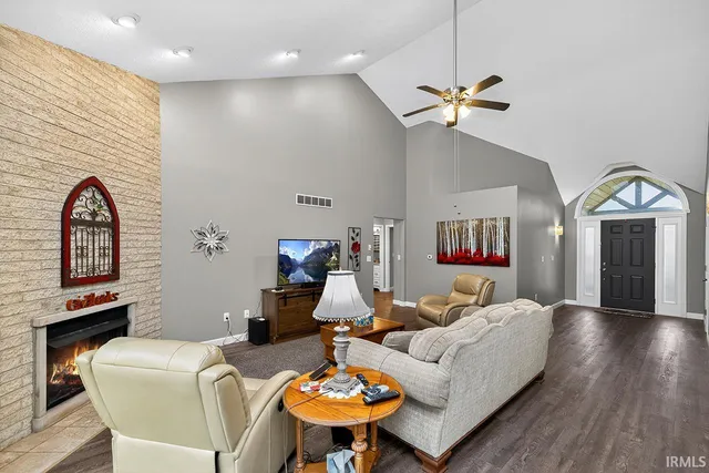 $385,000 | 53597 Tara Lane, Elkhart, IN 46514