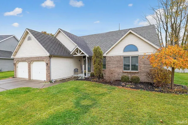 $385,000 | 53597 Tara Lane, Elkhart, IN 46514