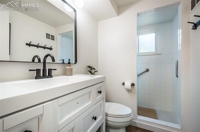 917 Valley Road Colorado Springs, CO 80904 - Photo 24 of 34 Gallery Image 24