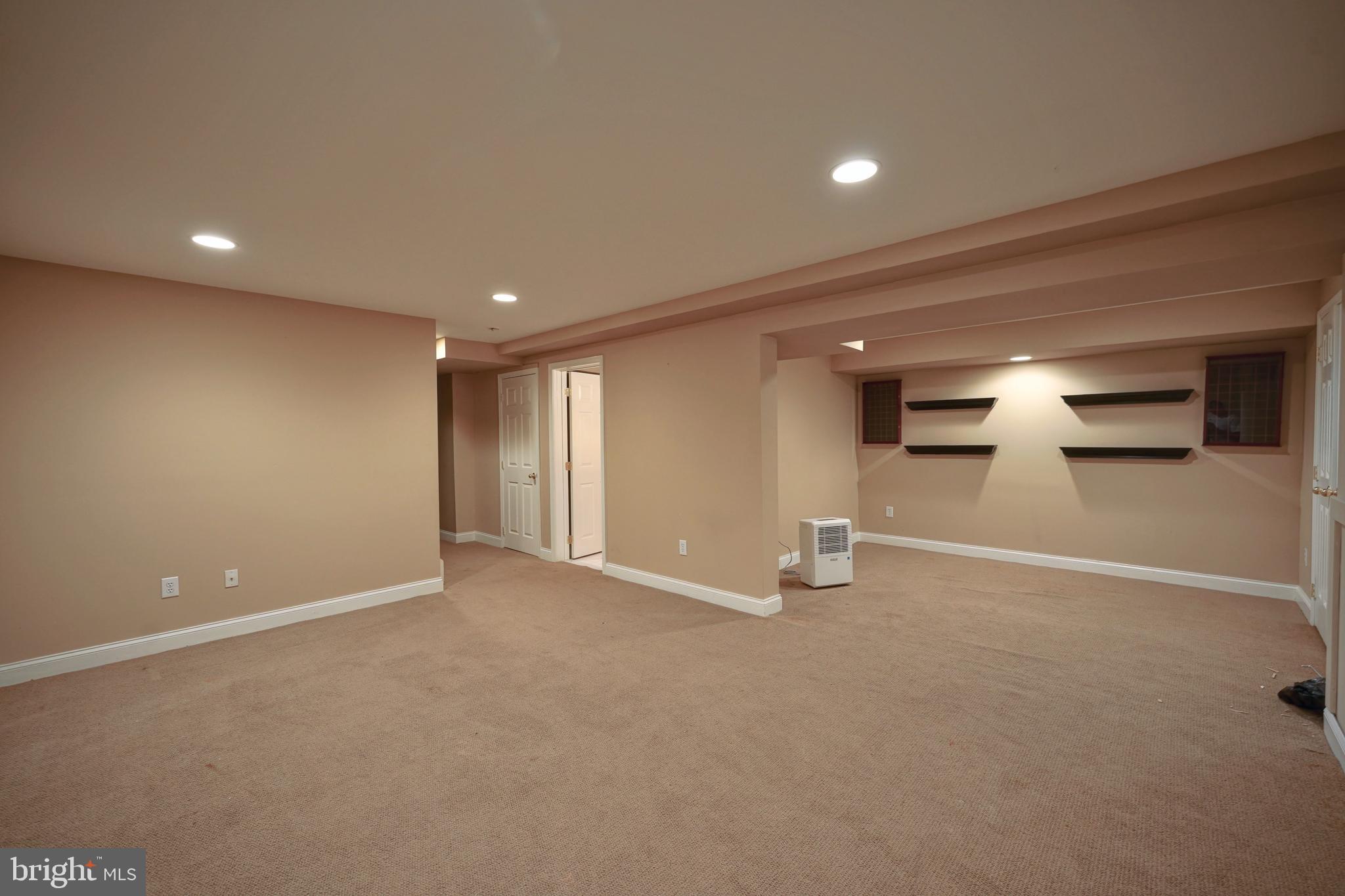 8 Bryce Road Berlin, NJ 08009 - Photo 29 of 36 a view of an empty room