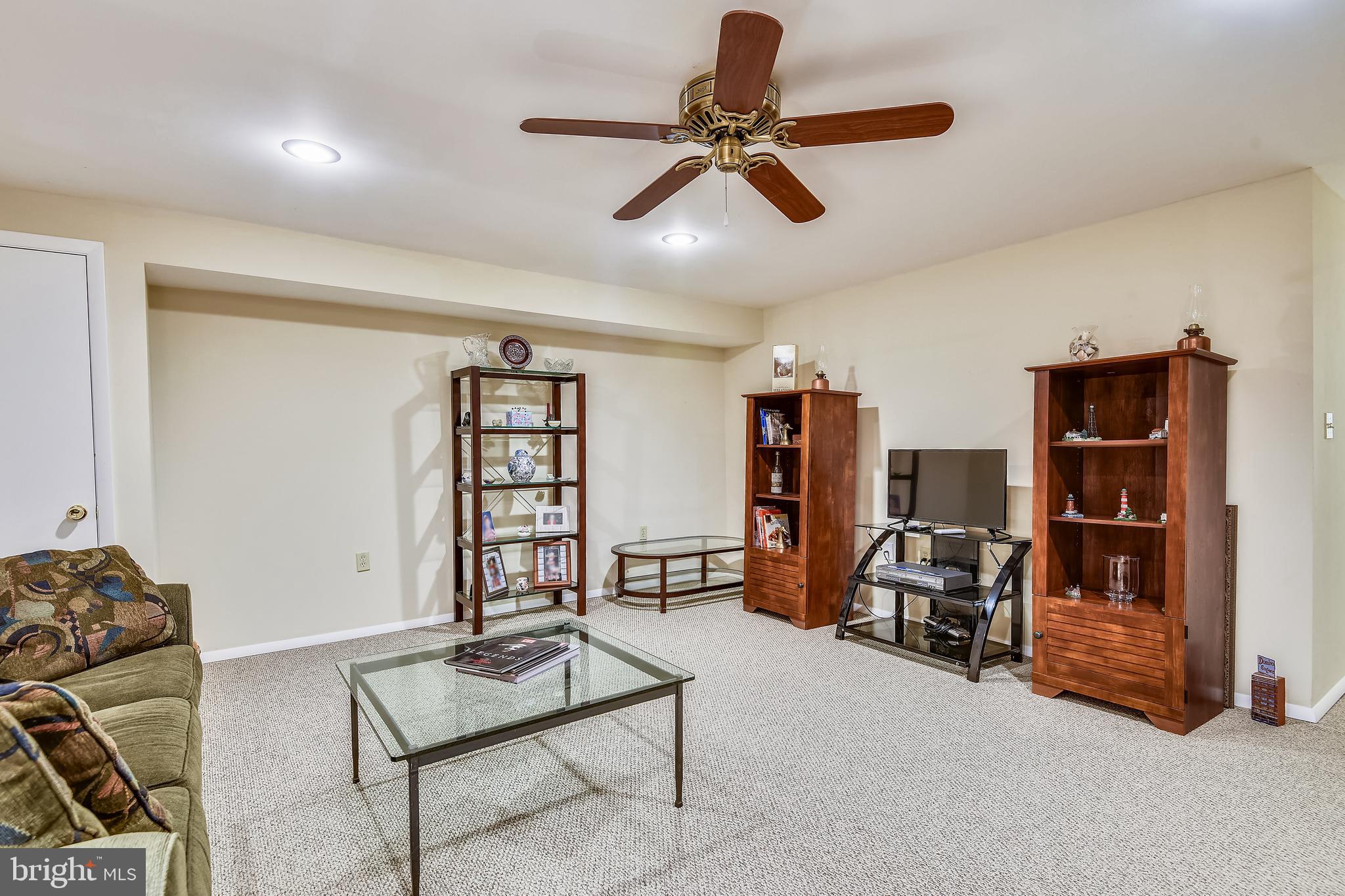 7016 Sherwood Road, Unit 32 Baltimore, MD 21239 - Photo 23 of 41 Lower Level Family Room