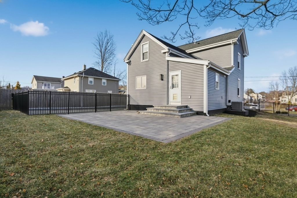 6 Everett Street Stoneham, MA 02180 - Photo 17 of 23