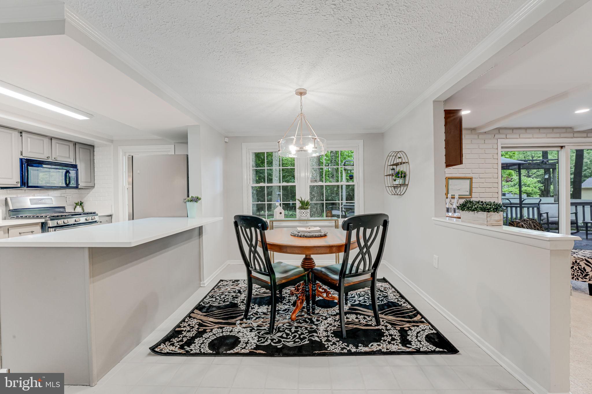 12250 Angel Wing Court Reston, VA 20191 - Photo 3 of 69 Eat-in kitchen/breakfast area