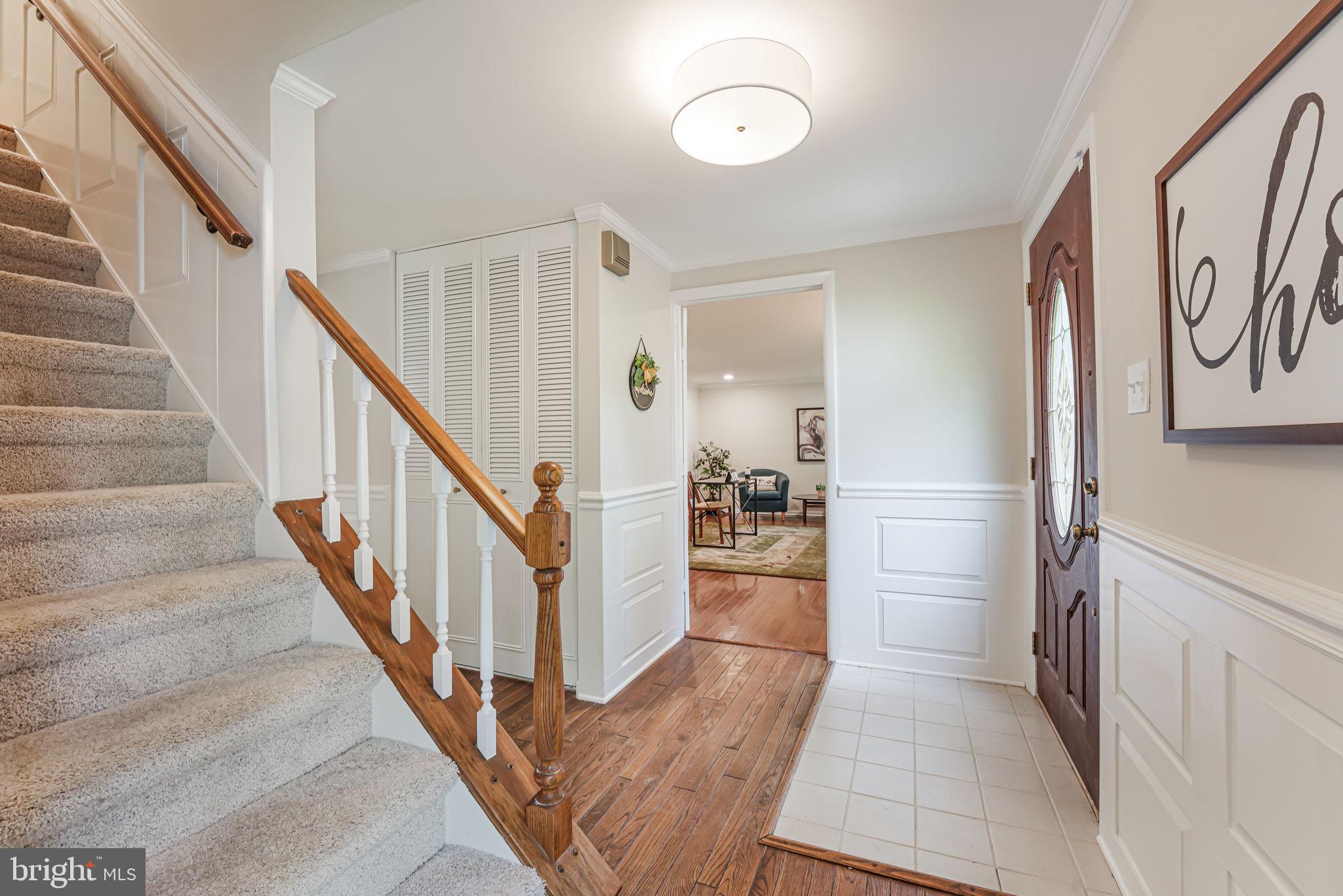 12250 Angel Wing Court Reston, VA 20191 - Photo 4 of 69 View into front office