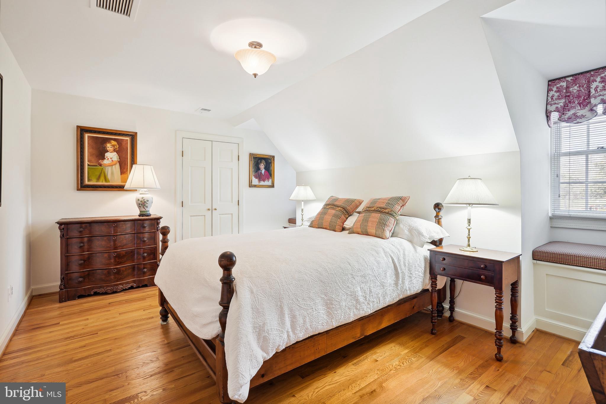 3720 Seminary Road Alexandria, VA 22304 - Photo 22 of 40 Bedroom 2