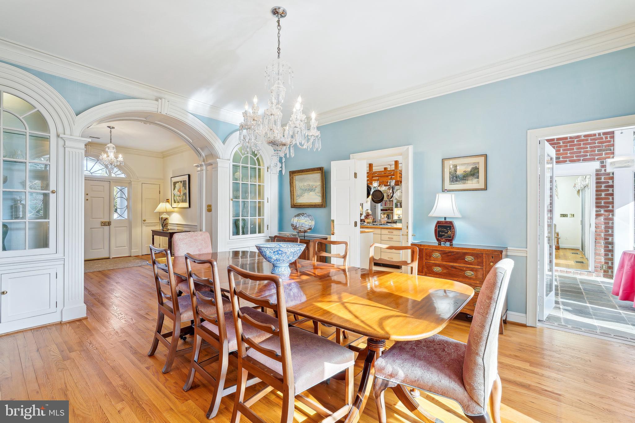 3720 Seminary Road Alexandria, VA 22304 - Photo 6 of 40 Dining Room