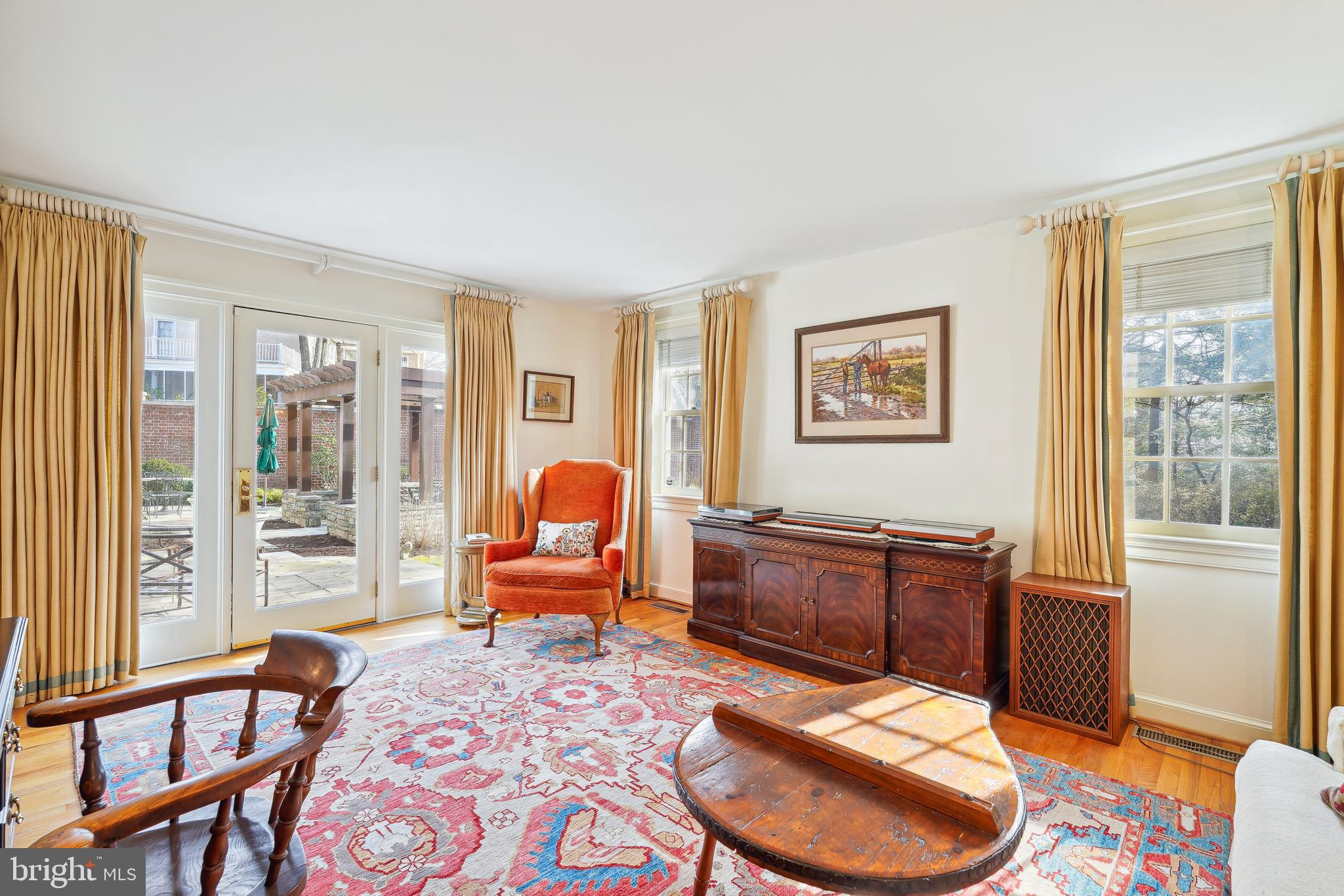 3720 Seminary Road Alexandria, VA 22304 - Photo 8 of 40 Main Level Primary Bedroom or Library