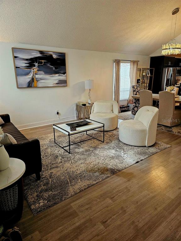 526 Fitzwilliam Way Orlando, FL 32828 - Photo 4 of 11