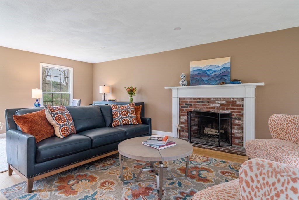 51 Parks Drive Sherborn, MA 01770 - Photo 5 of 38