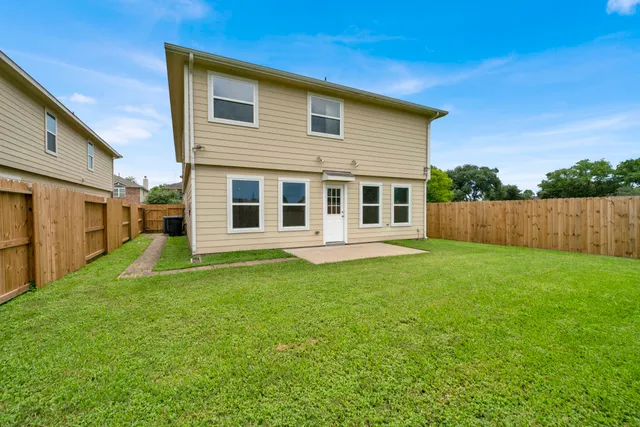 $312,500 | 12818 Regg Drive, Houston, TX 77045